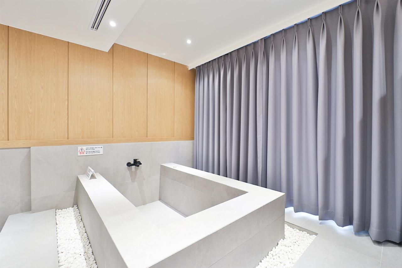 Custom Hotel Ulsan Exterior foto
